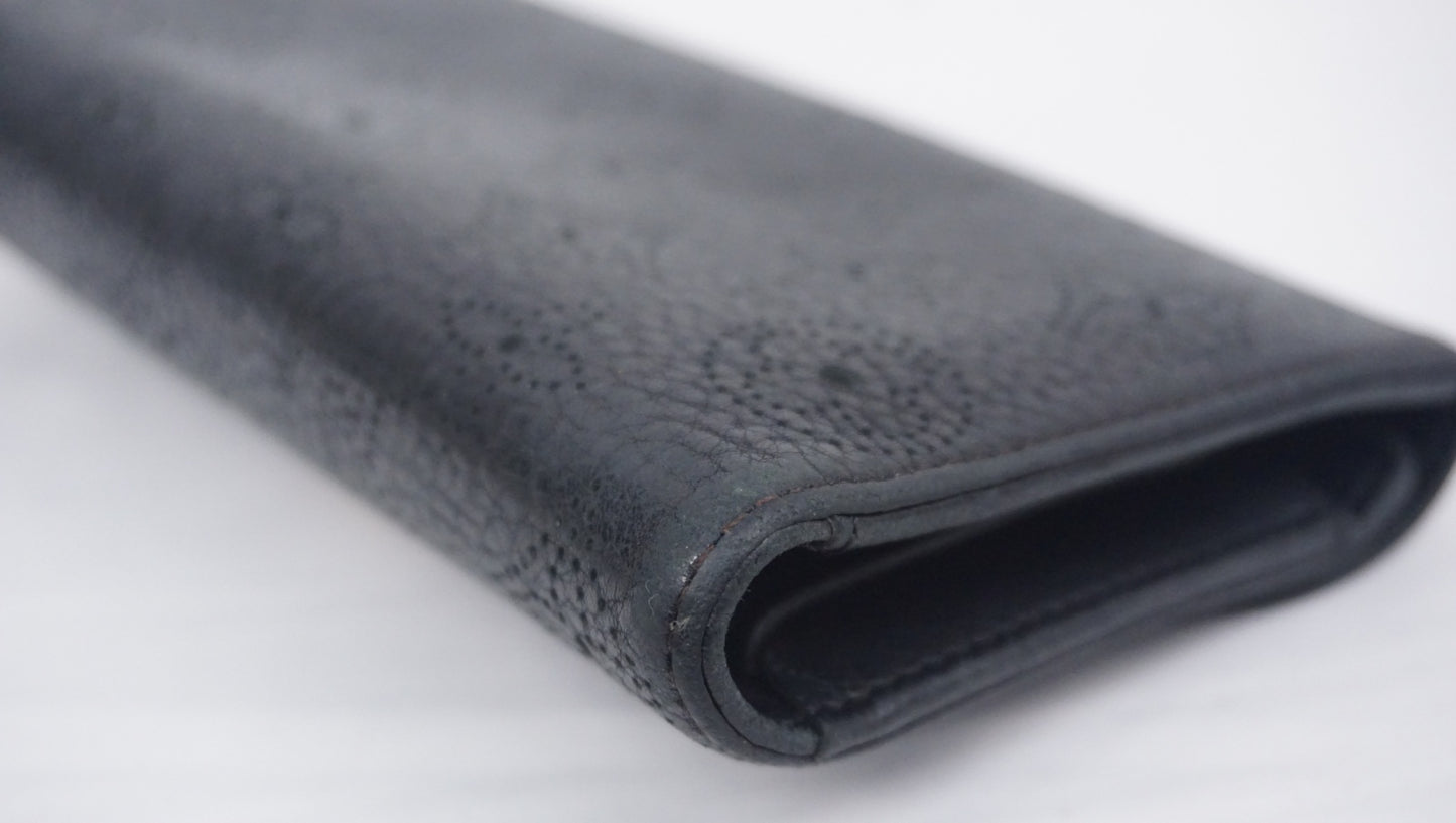 ルイヴィトン ポルトフォイユ アメリア M95549 マヒナ レザー 長財布 ノワール TH2068 LOUIS VUITTON B26G337