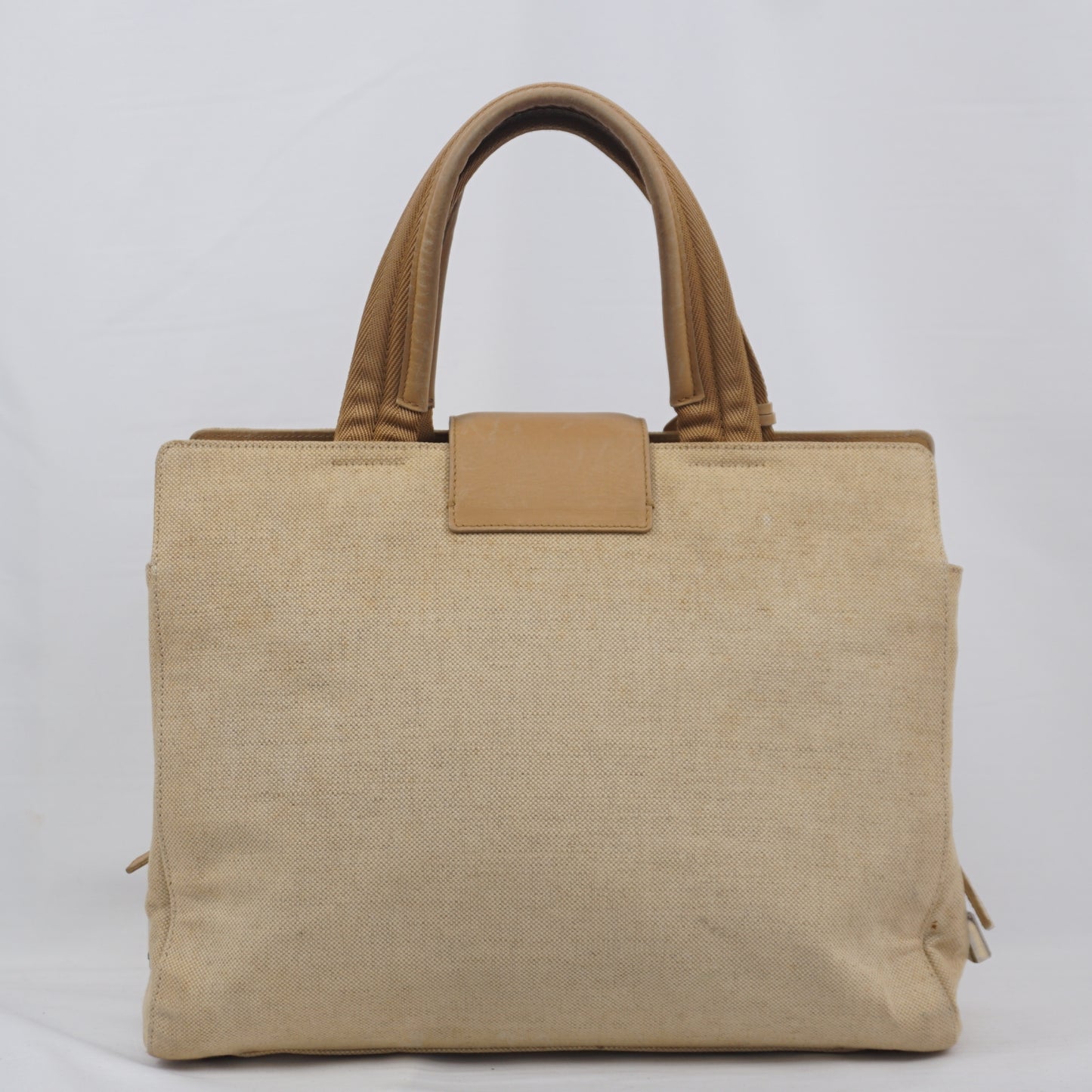 プラダ 三角ロゴ キャンバス×レザー ハンドバッグ ベージュ シルバー金具 クロシェット付き PRADA B26G748