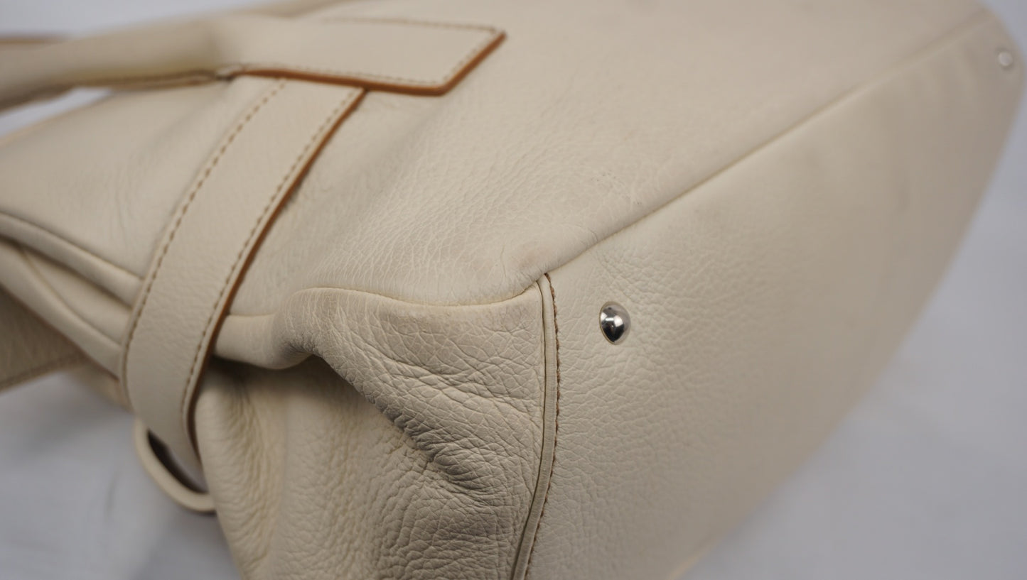 サルヴァトーレフェラガモ レザー ベルト ハンドバッグ アイボリー DY-21 A123 Salvatore Ferragamo B26G969